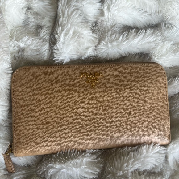 New, beige/tan Prada wallet! Color is hard to come across. Saffiano leather. - Picture 1 of 7